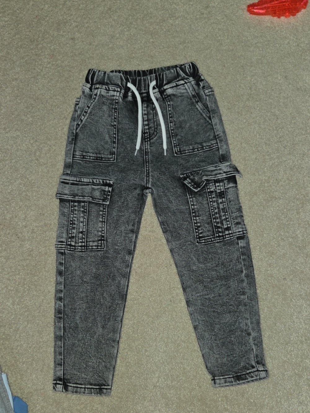 SHEIN Black Acid-Wash Relaxed Cargo Jeans with Drawstring